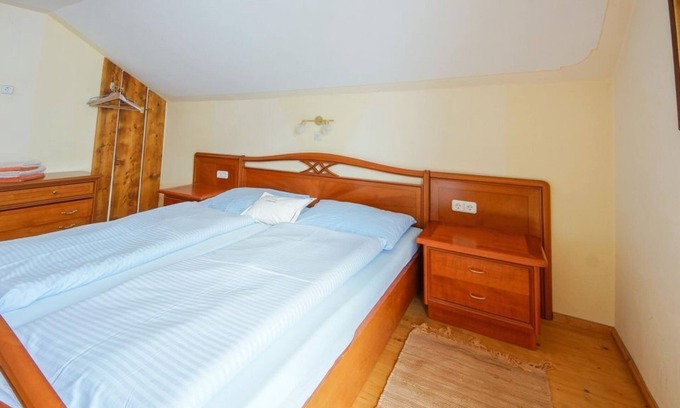 Stall Cama Y Desayuno | Apartamento / Apartamento - Gasthof Dorfschenke