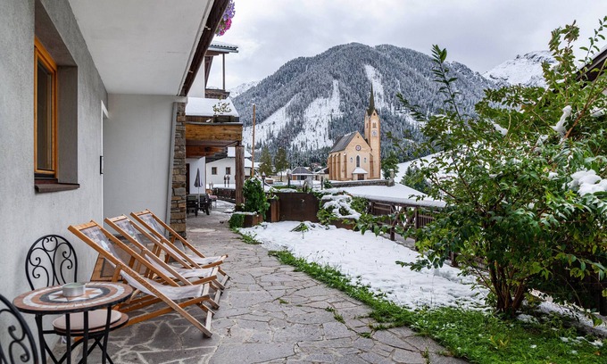 Kartitsch Apartamento | Apartamento 'Hotel Sonnblick - Wohnung Klaus' con vistas a la montaña, terraza compartida y Wi-Fi