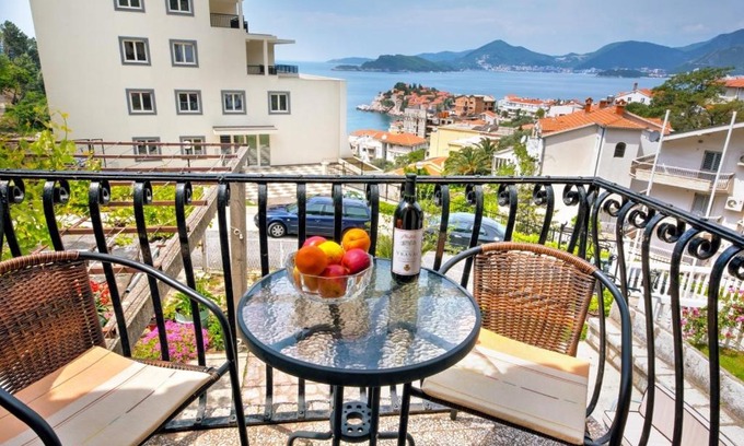 Sveti Stefan Apartamento | Apartment House Sonja