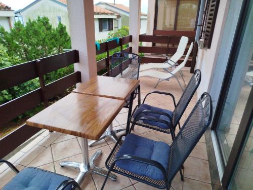 Ravni Apartamento | Apartment Hribar 2
