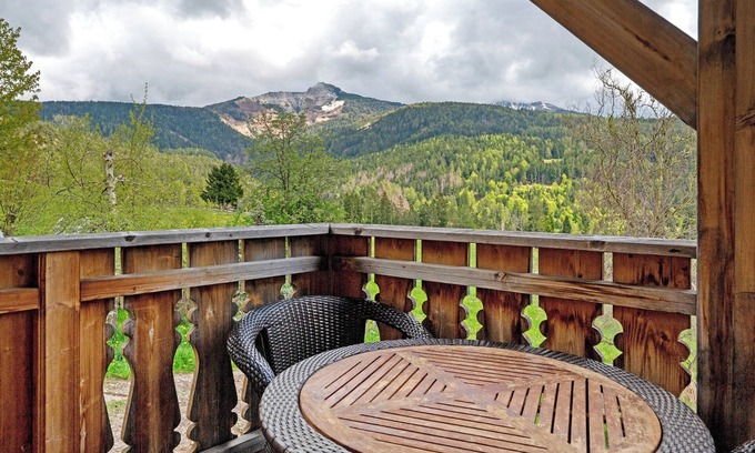 Aldino Apartamento | Apartamento Huanzhof Schwarzhorn con vistas a la montaña, jardín y terraza