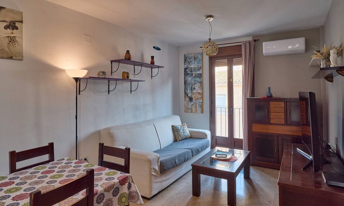 Lucena Apartamento | Apartamento 'Huerto' con terraza privada, Wi-Fi y aire acondicionado