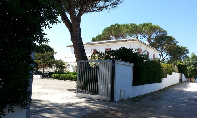 Minturno Apartamento | Relájese, Apartamento en el verde, cerca del golfo de Gaeta
