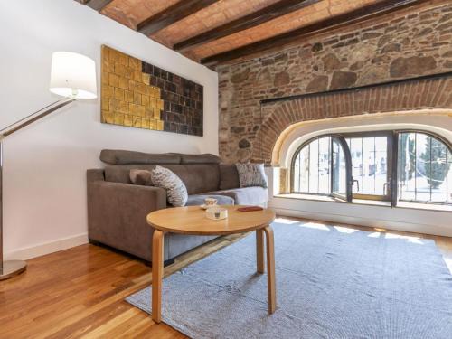 Poblenou Apartamento | Apartment Icaria by Interhome