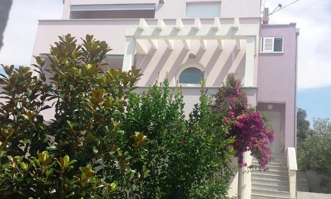 Diklo Apartamento | Apartment Ika