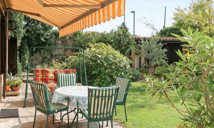 Dongo Apartamento | Apartment Il Giardino by Interhome