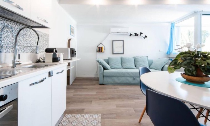 Finale Ligure Apartamento | Apartment Il Viaggiatore in Finale Ligure - 3 persons, 1 bedrooms