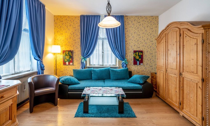 Nussdorf am Inn Casa | Apartment In A Hotel 'Nußdorfer Hof - Apartment 4' with Mountain View and Wi-Fi