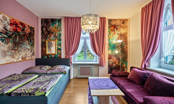 Nussdorf am Inn Casa | Apartment In A Hotel 'Nußdorfer Hof - Apartment 5' with Wi-Fi