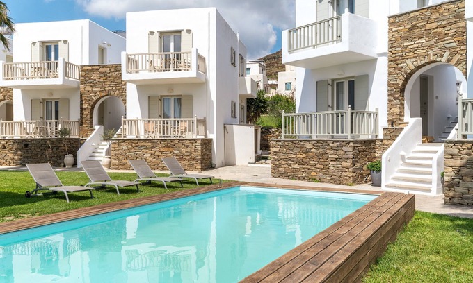 Kionia Apartamento | 'Ninemia Suites Tinos Superior 201' Con Vistas Al Mar, Wi-Fi Y Aire Acondicionado
