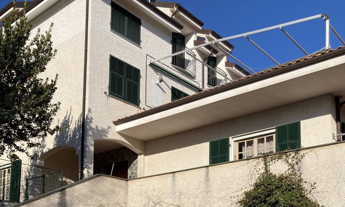 Bardino Vecchio Casa | Apartment in a three-family villa
