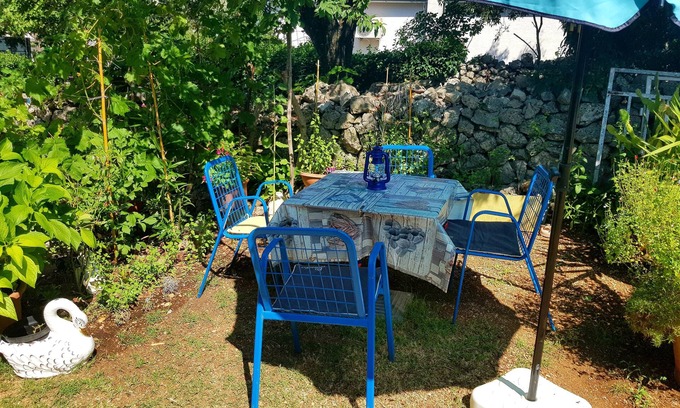 Skrbcici Apartamento | Apartment in a picturesque village with a garden
