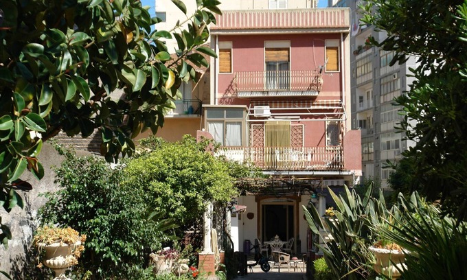 Monte Po-Nesima-San Leone-Rapisardi Apartamento | Apartment en Catania con 1 habitaciones, capacidad 4