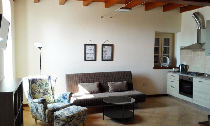 Guidizzolo Apartamento | Apartamento de dos habitaciones en una posición estratégica para el lago de Garda y la pista de Go-Kart, motocross