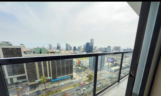 Santa Catalina Apartamento | Depa en Av Javier Prado frente a San isidro