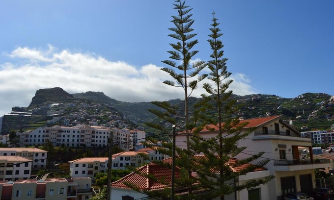 Camara de Lobos Apartamento | Apartment in Câmara de Lobos