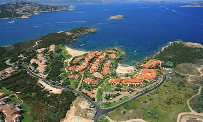 Capo Ferro Apartamento | Apartamento en Cala del Faro - Porto Cervo de 90 metros cuadrados con 2 grandes terrazas frente al mar