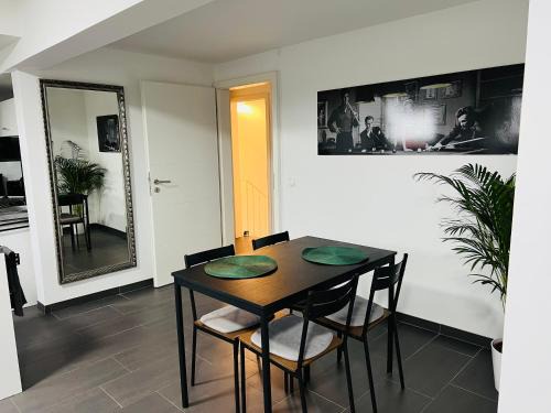 Rhein-Erft-Kreis District Apartamento | Apartment in Erftstadt , Phantasialand Brühl bei Cologne, Zentral, Bahnhof nah