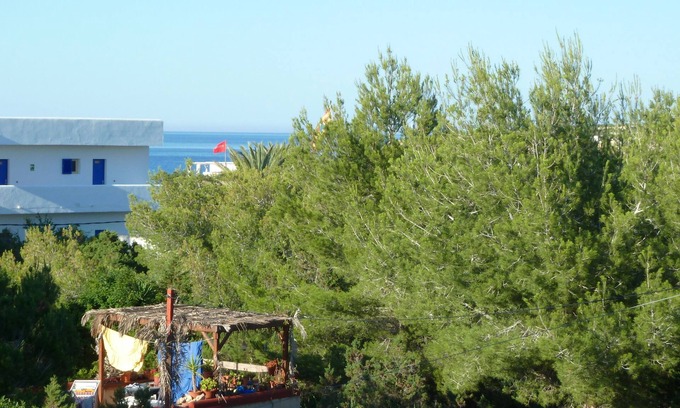 Es Pujols Apartamento | Apartamento en Es Pujols, cerca de la playa, piscina, wifi gratis, 2 + personas