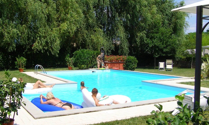 Montecarlo Otro | Apartamento en Casa Rural Casolare dei Fiori