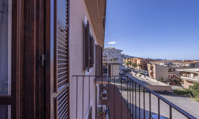 Piraino Apartamento | Apartment "In Villa Domenica 8" with Sea View, Balcony & Wi-Fi