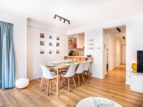 Koksijde-Bad Apartamento | Apartment in Koksijde near the Beach, cleaning included