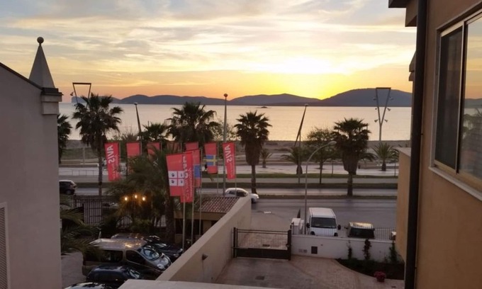 Pivarada Apartamento | Apartamento en el centro de la playa de Lido con terraza con vistas al mar y Wi-Fi