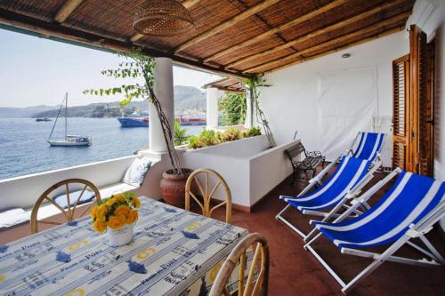 Lipari Apartamento | Apartment in Lipari