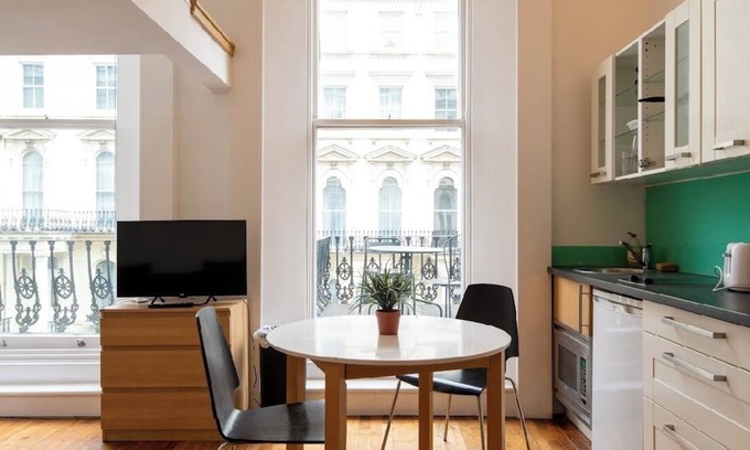 Royal Borough of Kensington and Chelsea Apartamento | Apartment in London