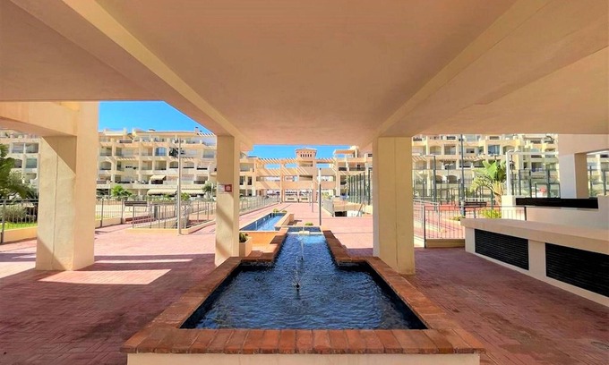Roquetas de Mar Apartamento | Apartment in Roquetas Near Playa Serena Beach