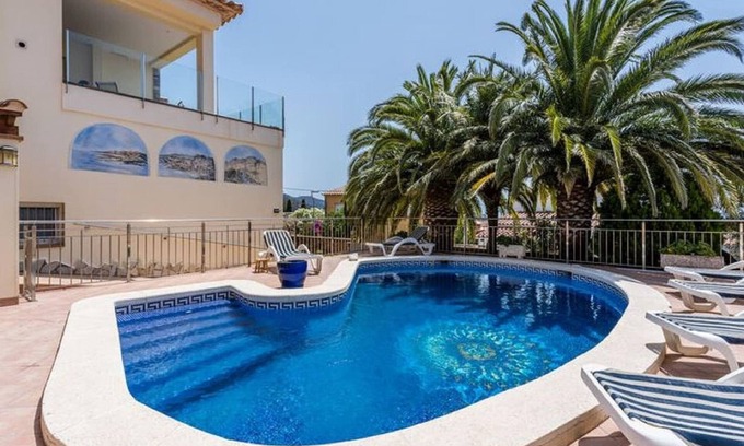 El Mas Fumats Apartamento | Apartamento en Roses con piscina privada