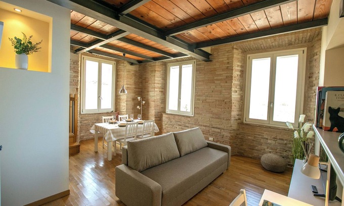 Monte San Vito Apartamento | Piso en el centro histórico con vistas panorámicas