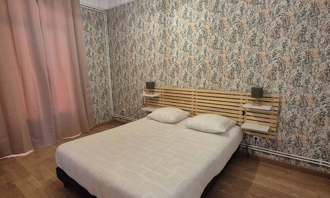 Calais Apartamento | Apartment in the center of town, 10 minutes from the beach, ideal for families