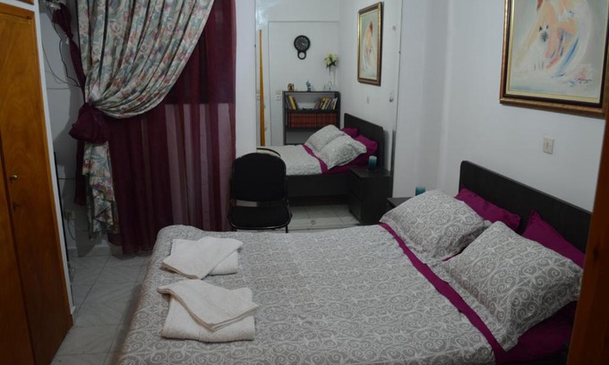 Aigio Apartamento | Apartment in the Center of Aigio F