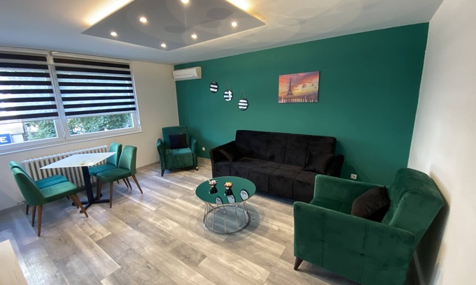 Novo Sarajevo Casa | apartment in the city center with free parking