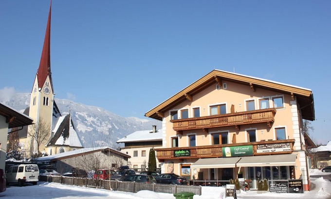 Uderns Apartamento | Apartamento en Uderns cerca de Hochzillertal