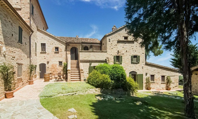 Mombaroccio Apartamento | Apartamento en Villagrande con vistas al Adriático
