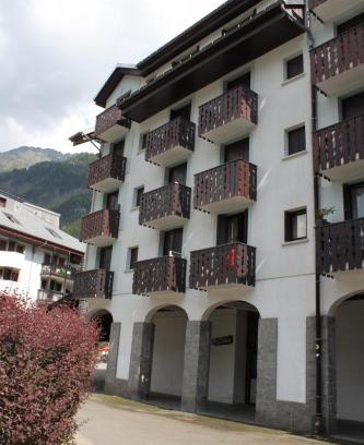 Chamonix City Centre Apartamento | Apartment Iris 4 - Central Chamonix Haven Mont Blanc