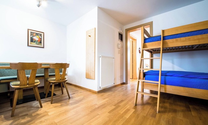Caminata di Tures Apartamento | Apartamento 'Issingerhof 1' con vistas a la montaña, jardín y Wi-Fi