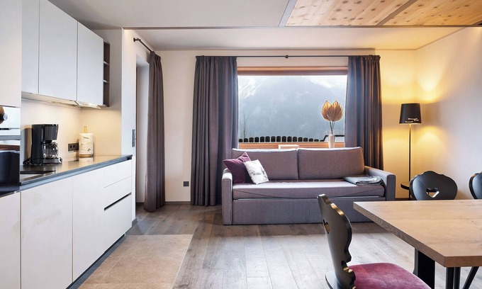 Carezza Apartamento | Apartamento "Angerle Alm Apt König Laurin" con terraza privada, jardín compartido y Wi-Fi