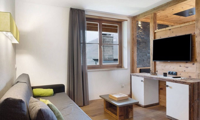 Carezza Apartamento | Apartamento "Angerle Alm Apt Similde B" con terraza privada, jardín compartido y Wi-Fi