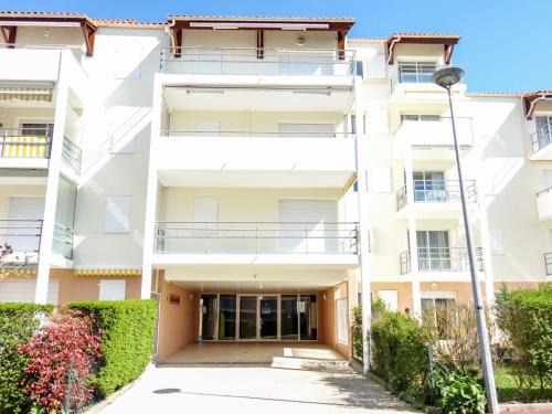 Vaux-sur-Mer Apartamento | Apartment Jardins de Pontaillac-1 by Interhome