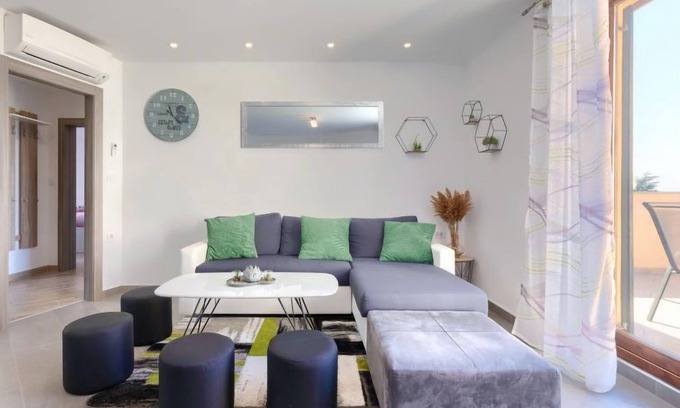 Banjole Apartamento | Apartamento Joy by Interhome