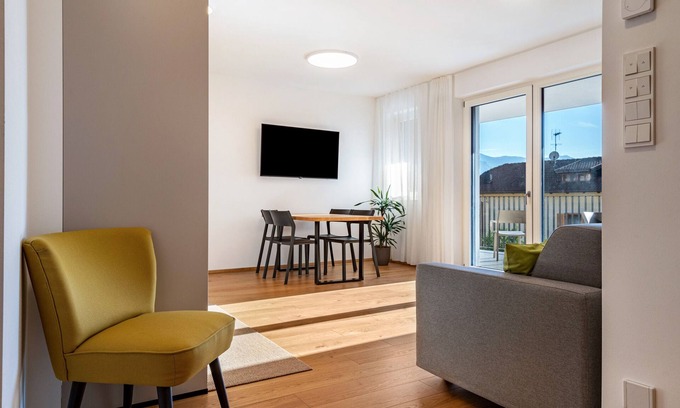 Tramin Apartamento | Apartamento "Karin - Gala" con terraza compartida y Wi-Fi
