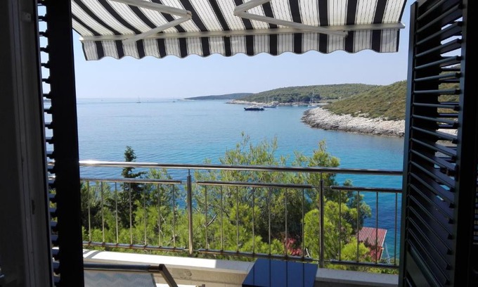 Milna Apartamento | Apartment Karmelo