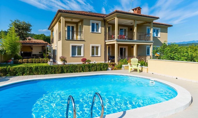 Kuceli Apartamento | Apartment Kate-3 by Interhome
