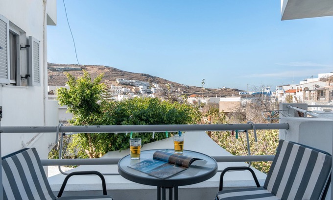Merichas Apartamento | Apartamento 'Katerina Irida' con vistas al mar, Wi-Fi y aire acondicionado