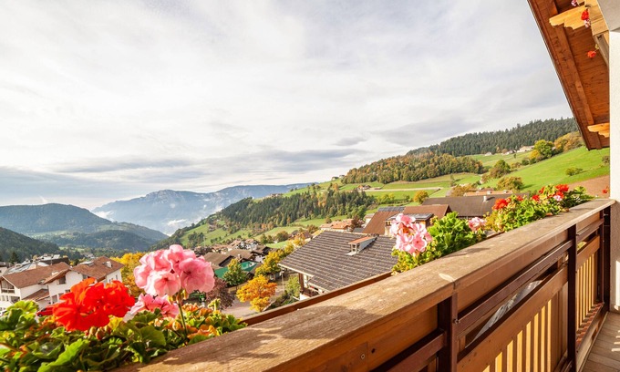 Meltina Apartamento | Apartamento 'Klausthaler Ferienwohnung B' con vistas a la montaña, terraza compartida y Wi-Fi