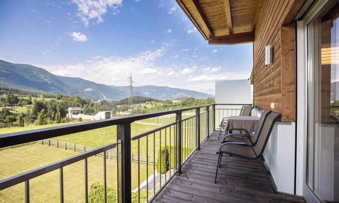 Perca Apartamento | Apartamento "Kronsun - Glück" con vistas a la montaña, Wi-Fi, 3 balcones y jardín