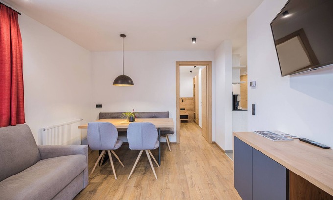 Vierschach Apartamento | Apartamento 'Kuenz Dolomites 4' con vistas a la montaña, balcón y Wi-Fi